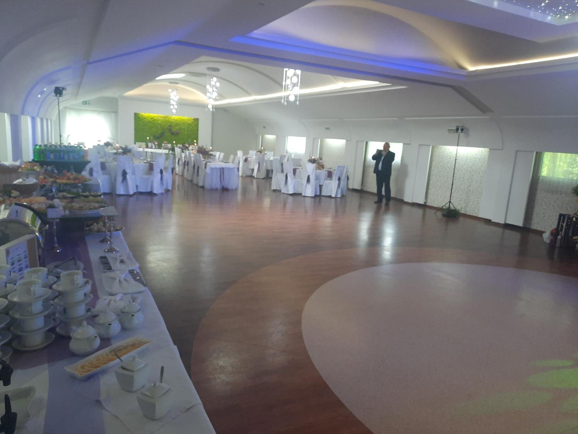 Dwor Wapowce Hotel Kültér fotó