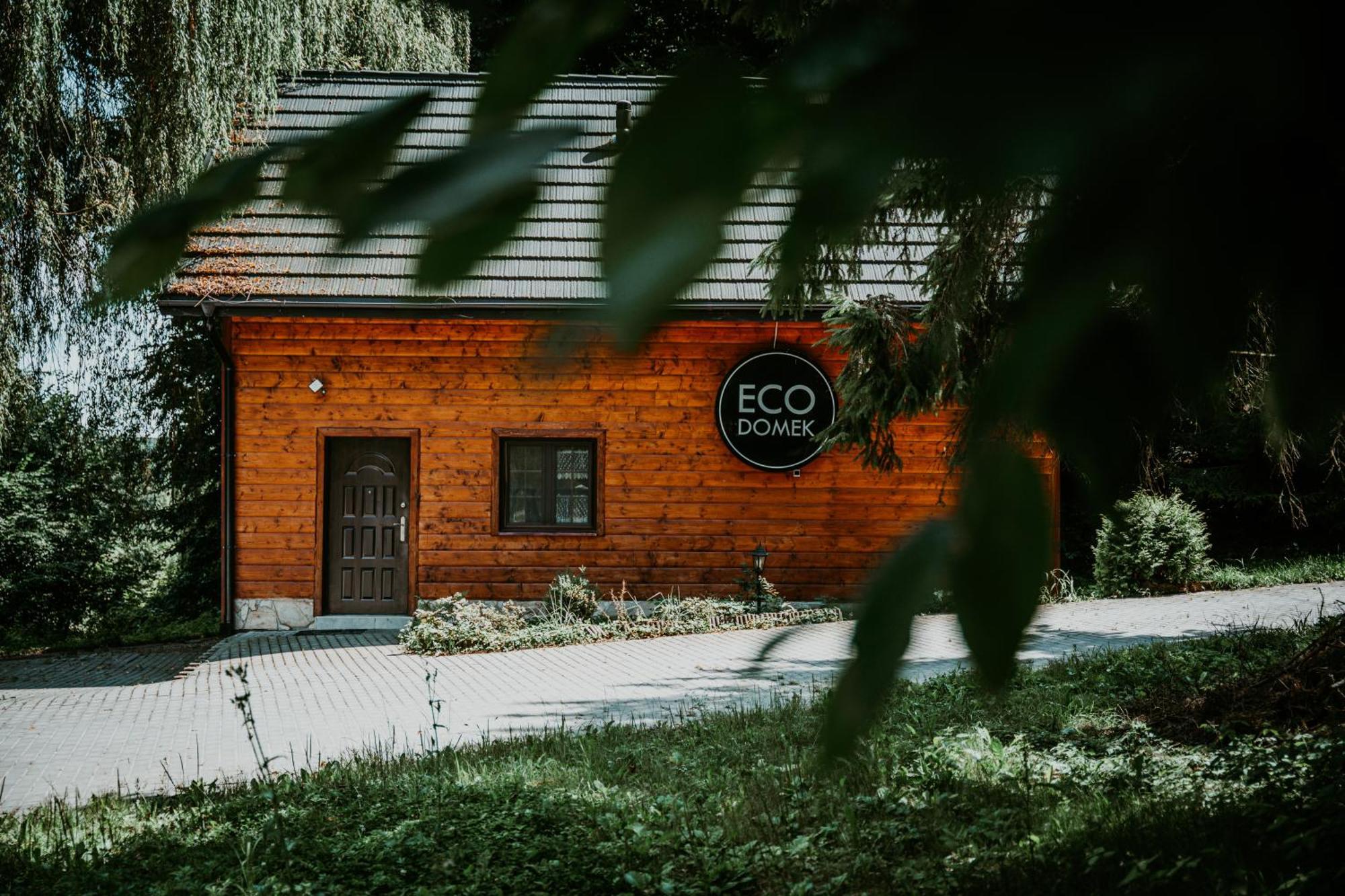 Dwor Wapowce Hotel Kültér fotó