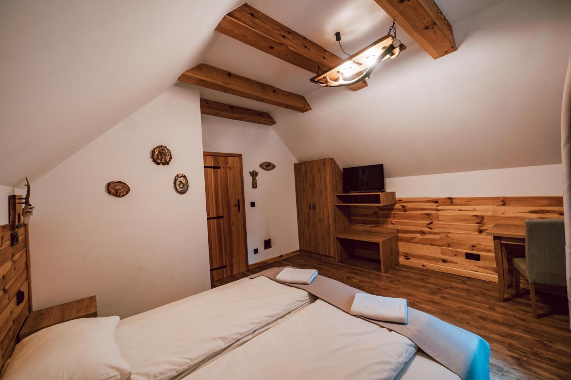 Dwor Wapowce Hotel Kültér fotó