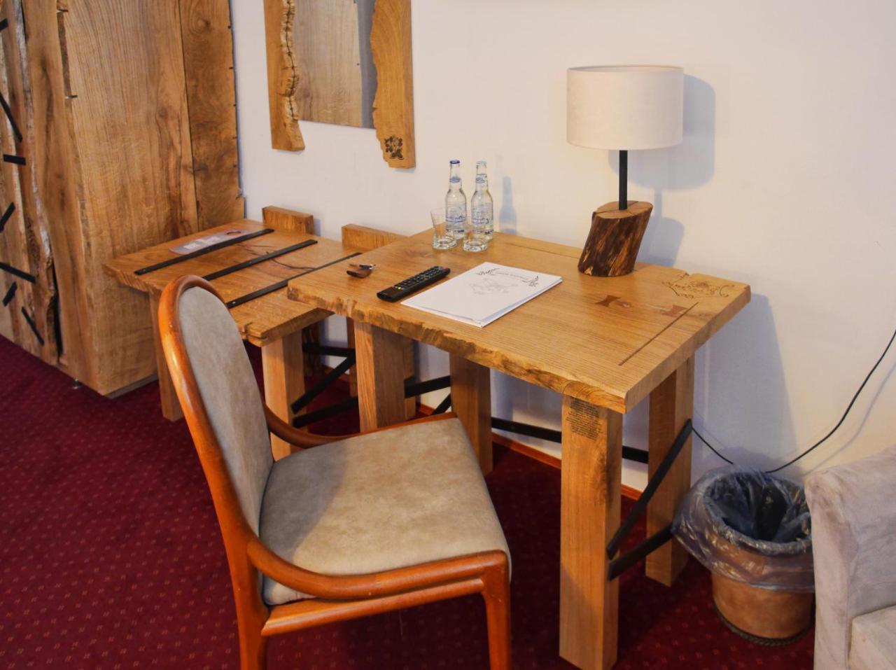 Dwor Wapowce Hotel Kültér fotó