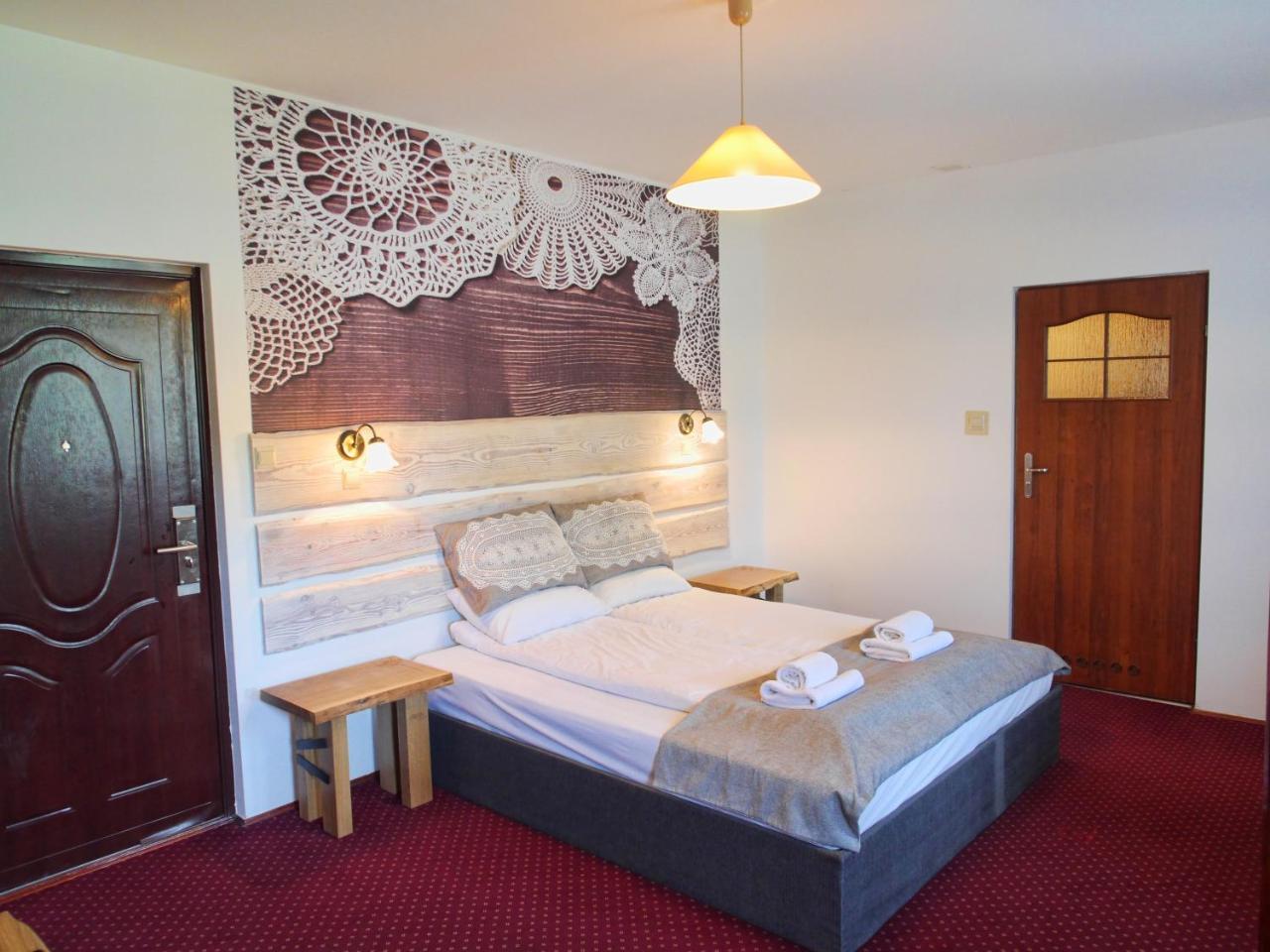 Dwor Wapowce Hotel Kültér fotó