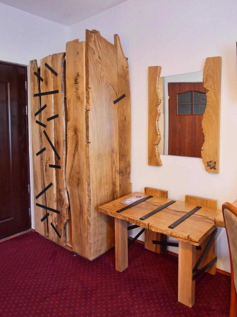 Dwor Wapowce Hotel Kültér fotó